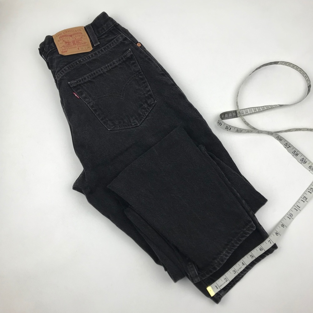 Vintage Levi’s 560 High Waist wedgie fit Jeans - Picture 4 of 8